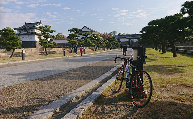 大阪城公園にて