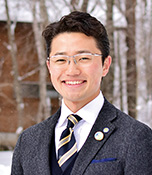 矢野 裕大(やの やすひろ) 生長の家本部講師補 埼玉県生まれ、岩手県育ち、山梨県在住。趣味はポートレート撮影、絵手紙、読書、旅行。