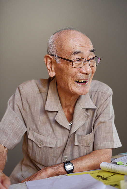 倉橋 弘(くらはし・ひろむ)さん(国立感染症研究所客員研究員、生長の家地方講師) 聞き手/興梠康徳さん(生長の家国際本部勤務、生長の家本部講師補) 写真/遠藤昭彦 倉橋 弘さんのプロフィール 1941年、愛知県生まれ。東京都東久留米市在住。金沢大学で、世界的権威である堀克重博士からハエの生物学を学び、多くの新種を発見。理学博士、医学博士。国際双翅類研究所所長。著書は、『ニューギニアのクロバエ』(英文)など。高校時代、『生命の實相』(谷口雅春著)により、劣等感を克服。東京第二教区で地方講師会長を務めたこともある。