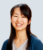 回答者 松尾純子(まつお じゅんこ) 光明実践委員 山梨県在住。夫と娘の3人家族。青森県出身で大学進学で上京後、NPOに所属し海外・国内におけるボランティア活動を企画・運営。現在は生長の家国際本部勤務。