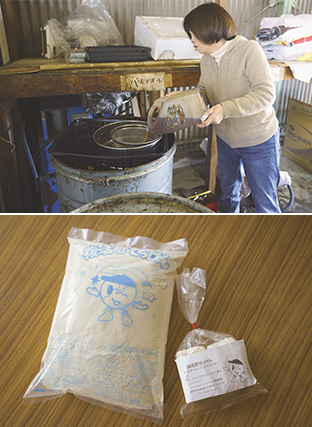 上/持ち込まれた食用油をドラム缶に移す/下:食用油が原料の「復活君せっけん」