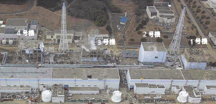 事故直後の福島第一原発の惨状。1〜3号機がメルトダウン(炉心溶融)した