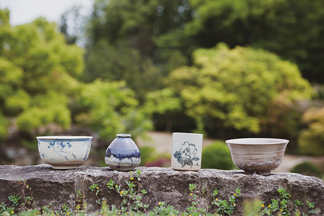 尾戸焼の伝統を引き継ぐ森田さんが制作した、端正で薄作りの茶陶