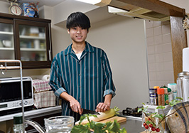 「時折、家族のために料理をするようになりました」