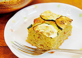 ズッキーニの米粉ケーキ