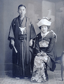 曾祖父と曾祖母の婚礼写真 (写真提供:S.M.さん)