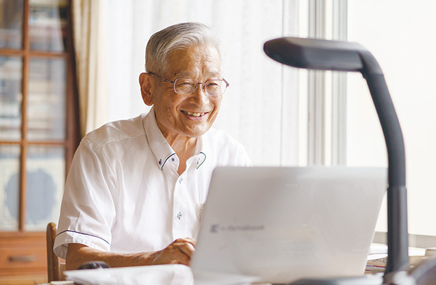 「会社を定年退職後、生長の家岡山県教化部で働いたとき、パソコンの操作を学びました」