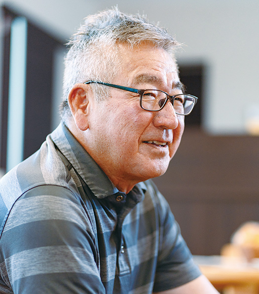 「人と接し、自然に触れる中で、自分がいま、何を感じているか、心の声に耳を澄ませることが大切なんですね」（写真／髙木あゆみ）